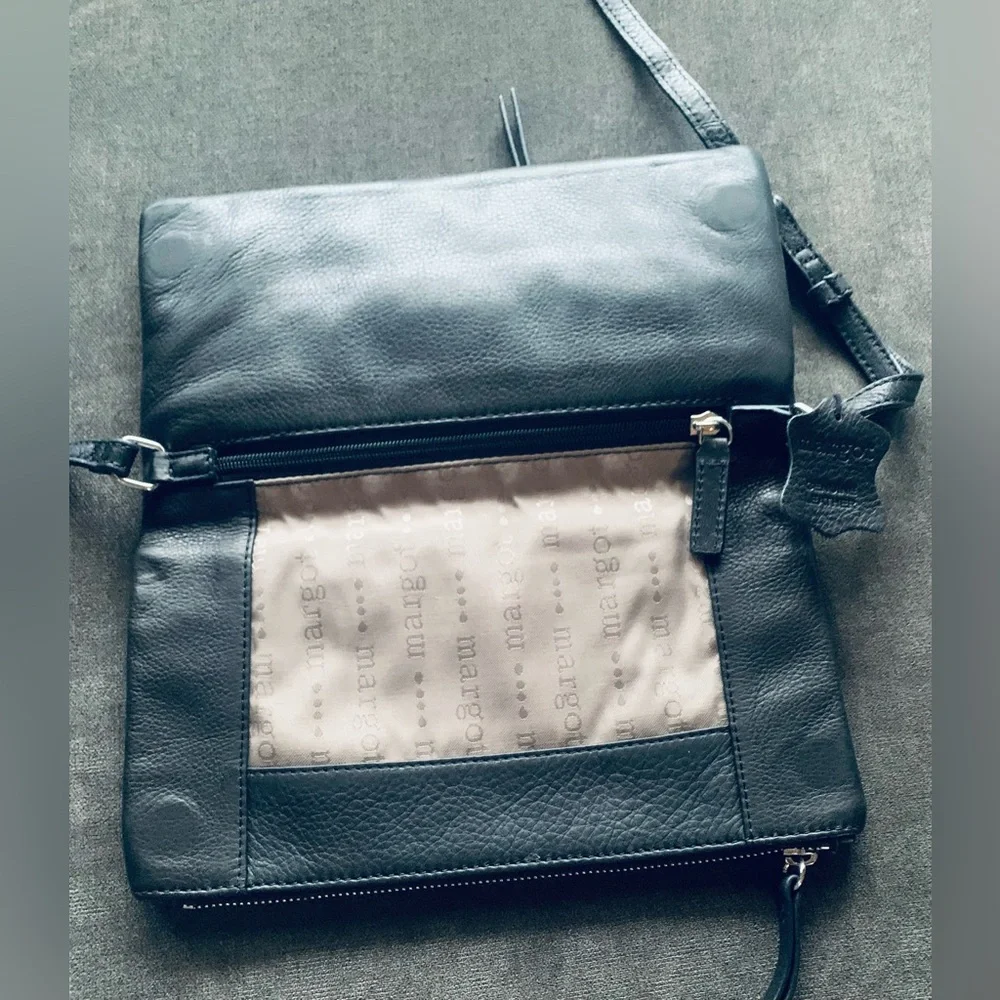 Margot crossbody black genuine leather‎